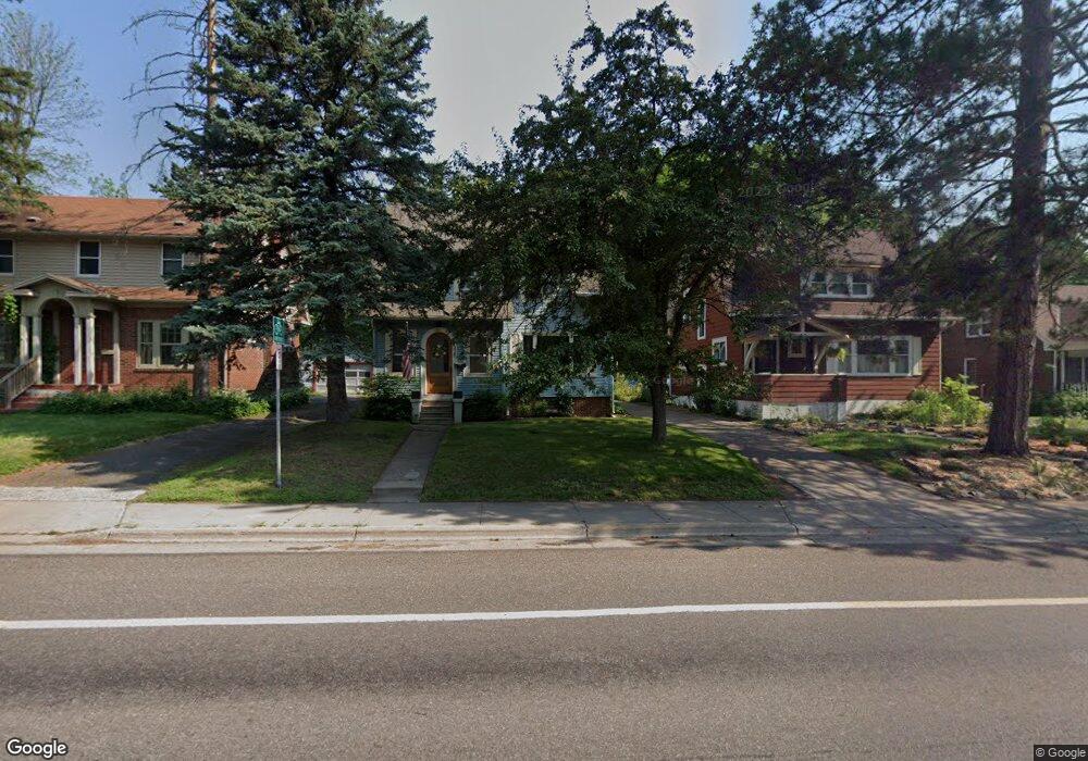 325 325 W Arrowhead Rd, Duluth, MN 55804 - photo 1