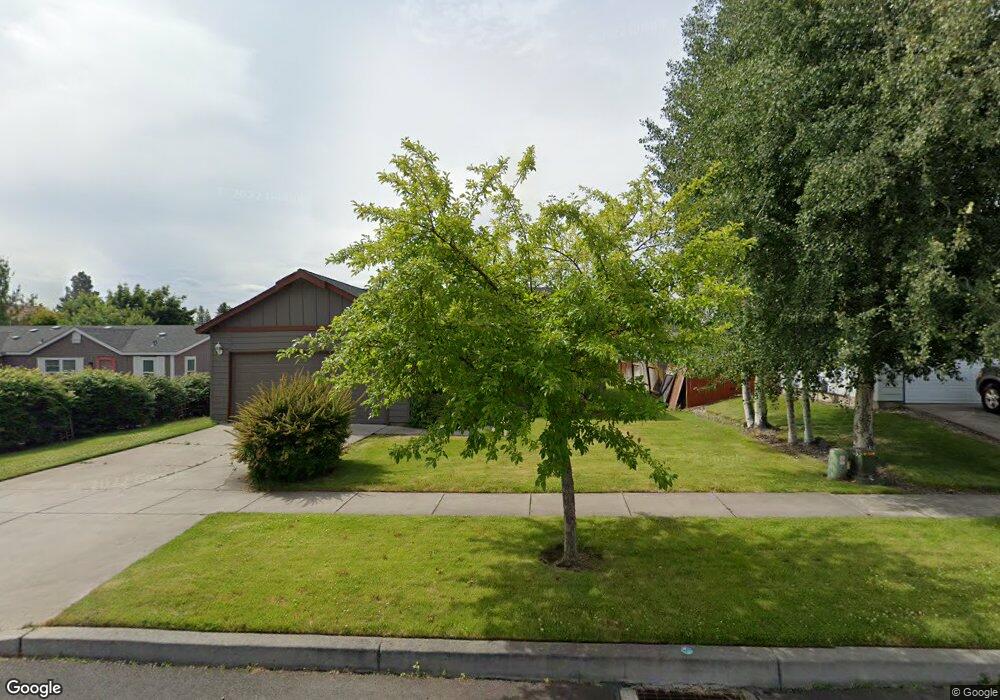 20037 Elizabeth Ln, Bend, OR 97702 - photo 1