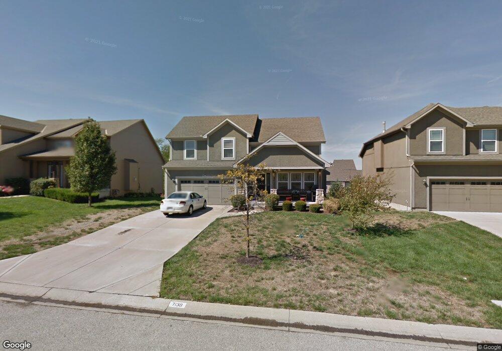 7130 Aminda Dr, Shawnee, KS 66227 - photo 1