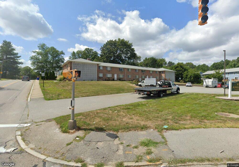 8 Smithfield Rd, North Providence, RI 02904 - photo 1