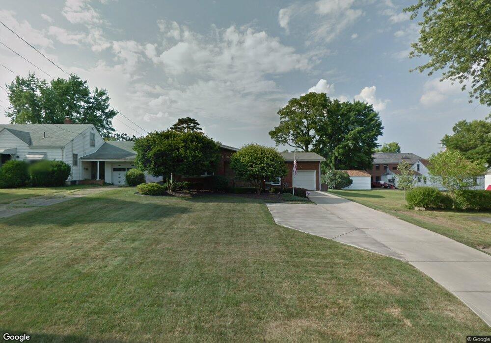 343 Como St, Struthers, OH 44471 - photo 1