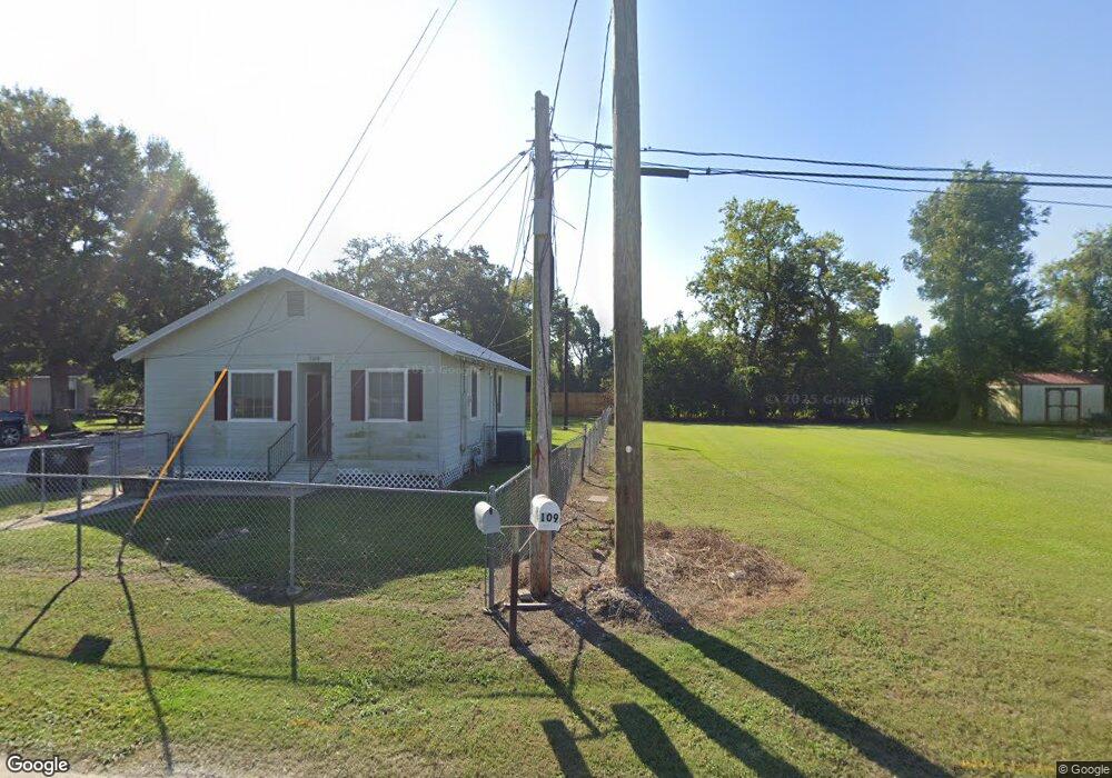 109 1/2 Marcel Ln, Houma, LA 70360 - photo 1