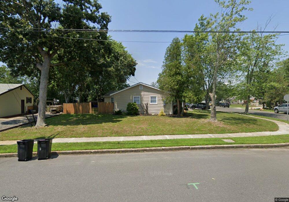 32 S Laurel Dr, Somers Point, NJ 08244 - photo 1