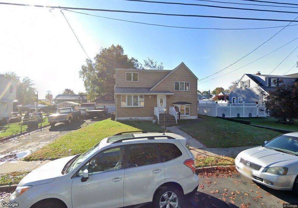 288 Hayes Dr, Saddle Brook, NJ 07663 - photo 1