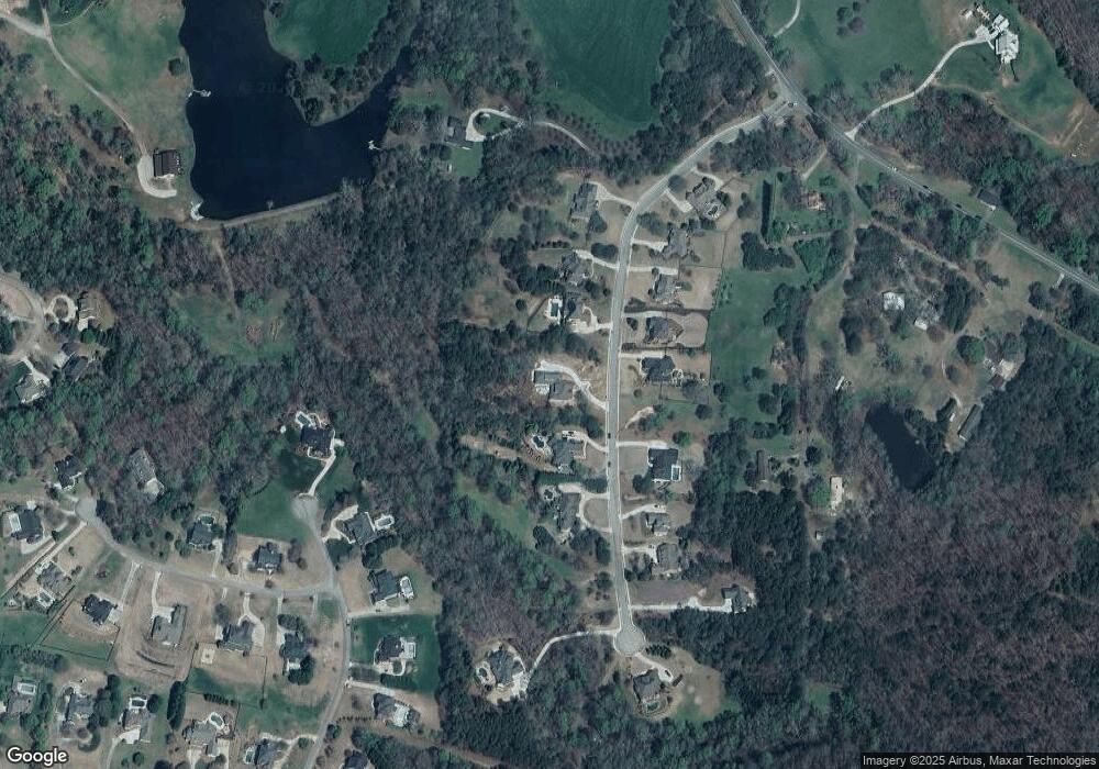 4656 Manor Dr, Gainesville, GA 30506 - photo 1