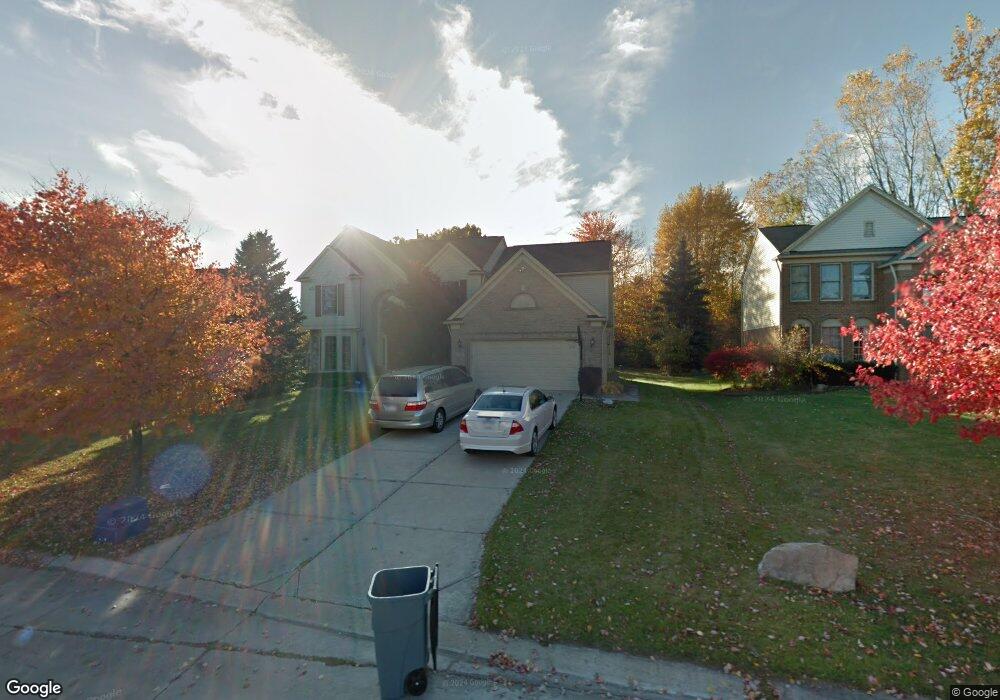 1924 Bloomfield Oaks Dr, West Bloomfield, MI 48324 - photo 1
