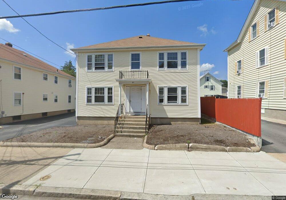 81 Warren Ave, Pawtucket, RI 02860 - photo 1