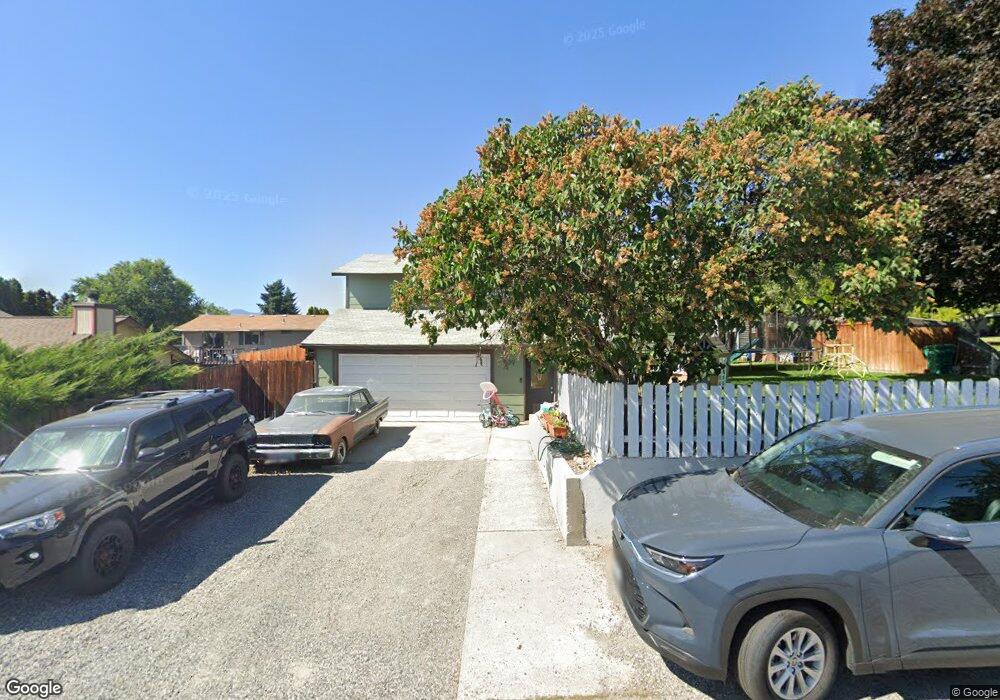 909 Manzanal St NE, East Wenatchee, WA 98802 - photo 1