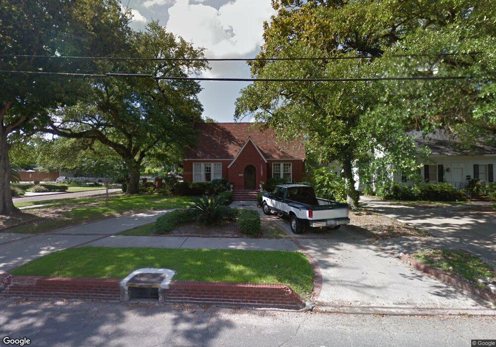 705 Division St, Lake Charles, LA 70601 - photo 1