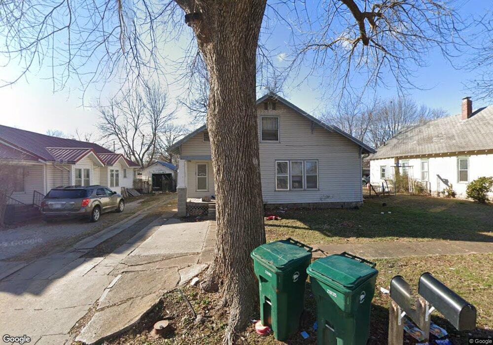 604 N 29th St, Parsons, KS 67357 - photo 1