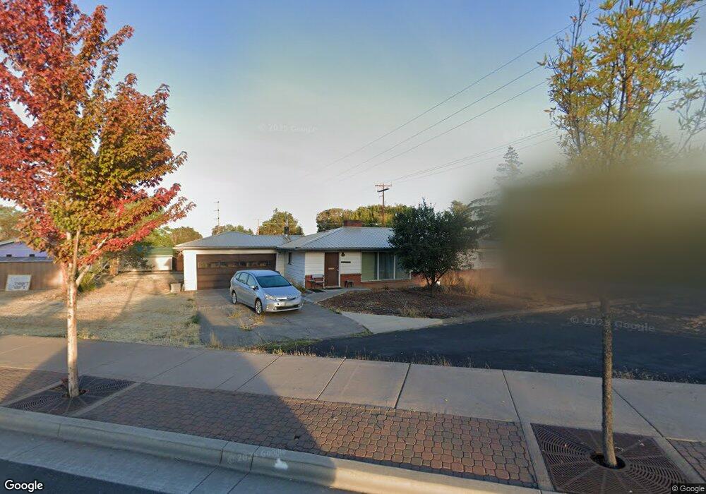 713 SW 13th St, Redmond, OR 97756 - photo 1