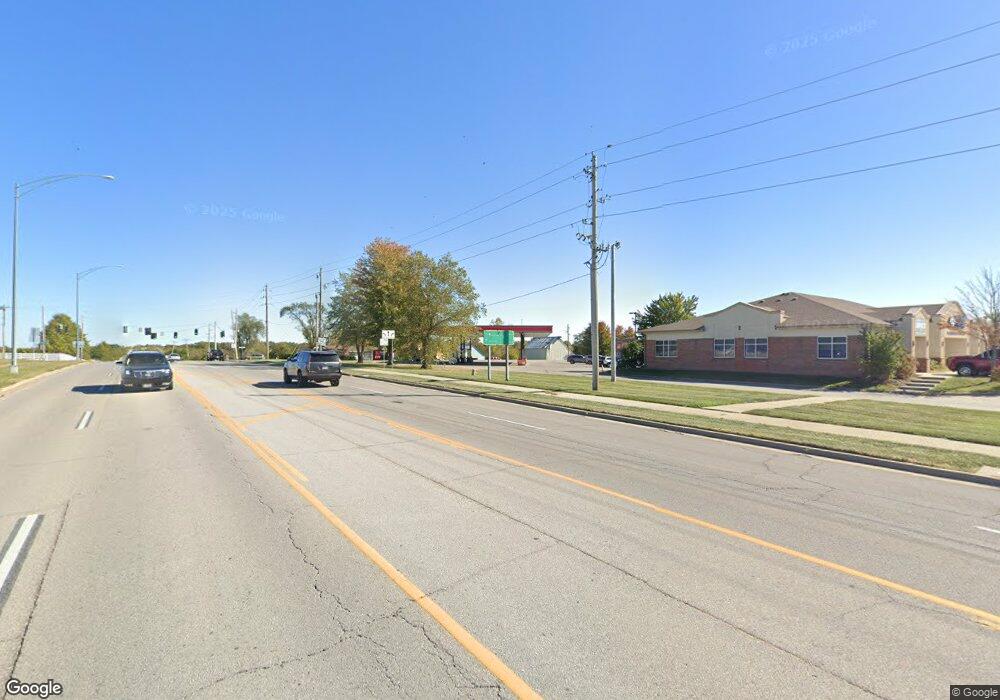 809 E Walnut St, Raymore, MO 64083 - photo 1