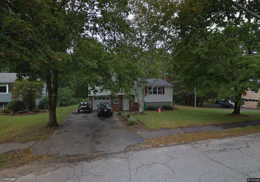 24 Laurel Dr, Hudson, MA 01749 - photo 1