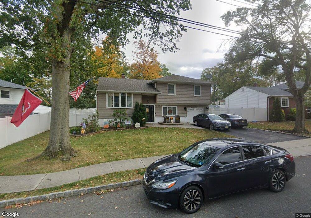 27 Runnymede Rd, Clark, NJ 07066 - photo 1