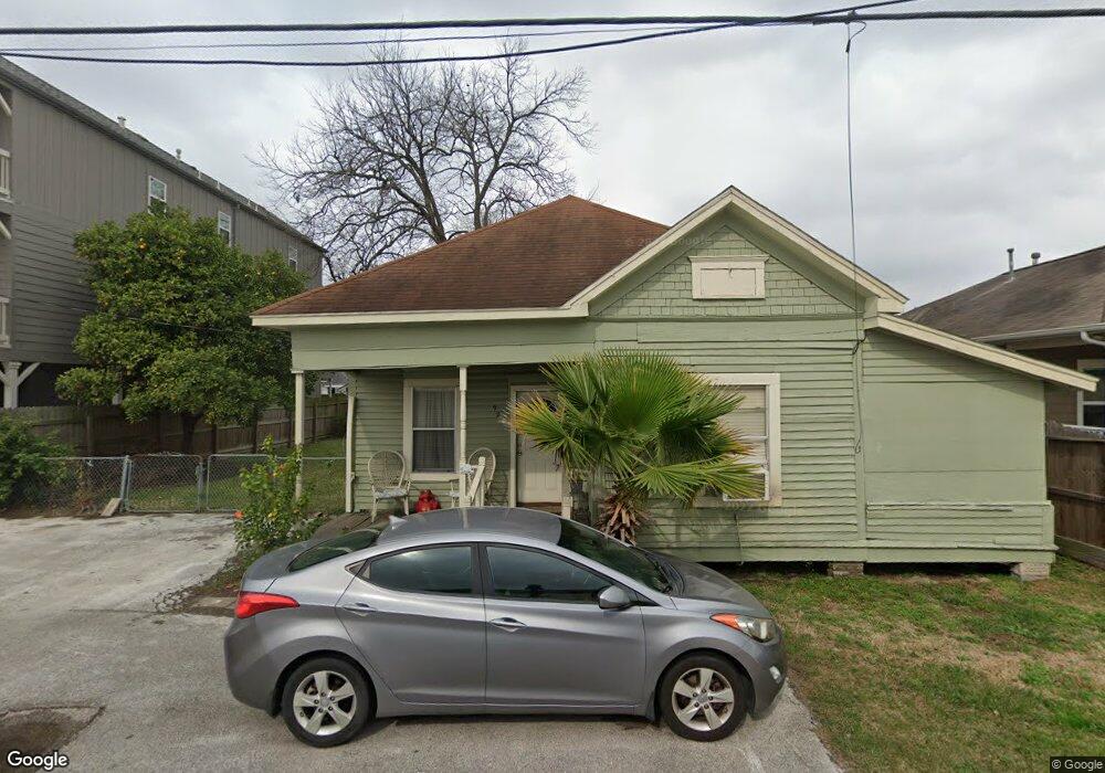 924 Dunbar St, Houston, TX 77009 - photo 1