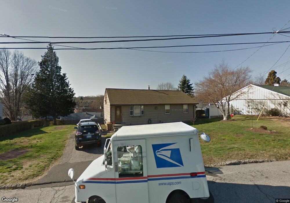 209 Little Deer Rd, Bridgeport, CT 06606 - photo 1