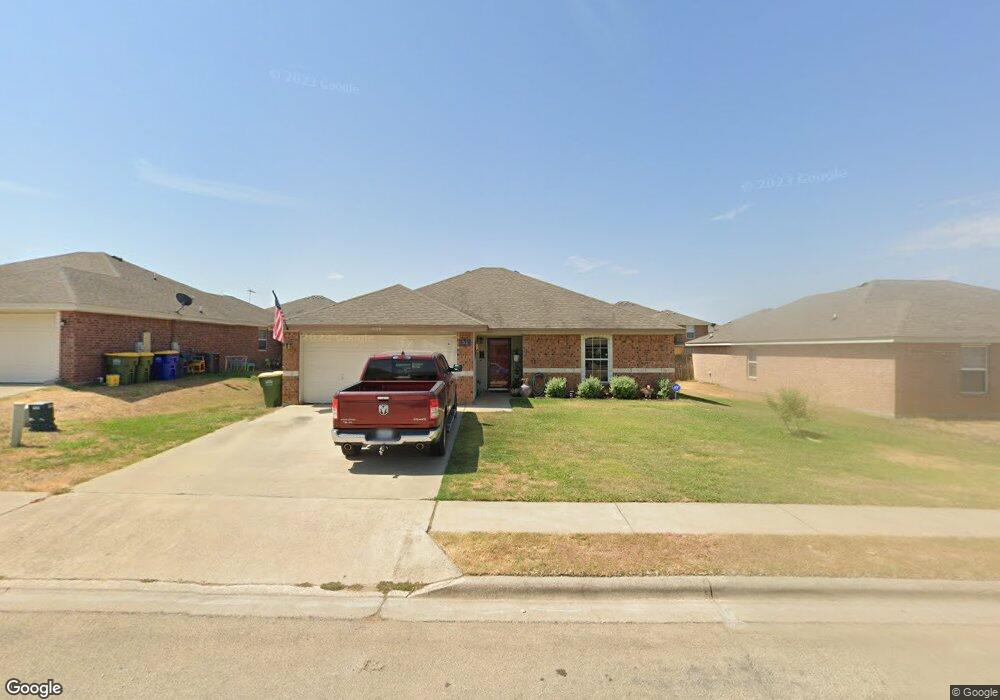 409 Kylar St, Troy, TX 76579 - photo 1