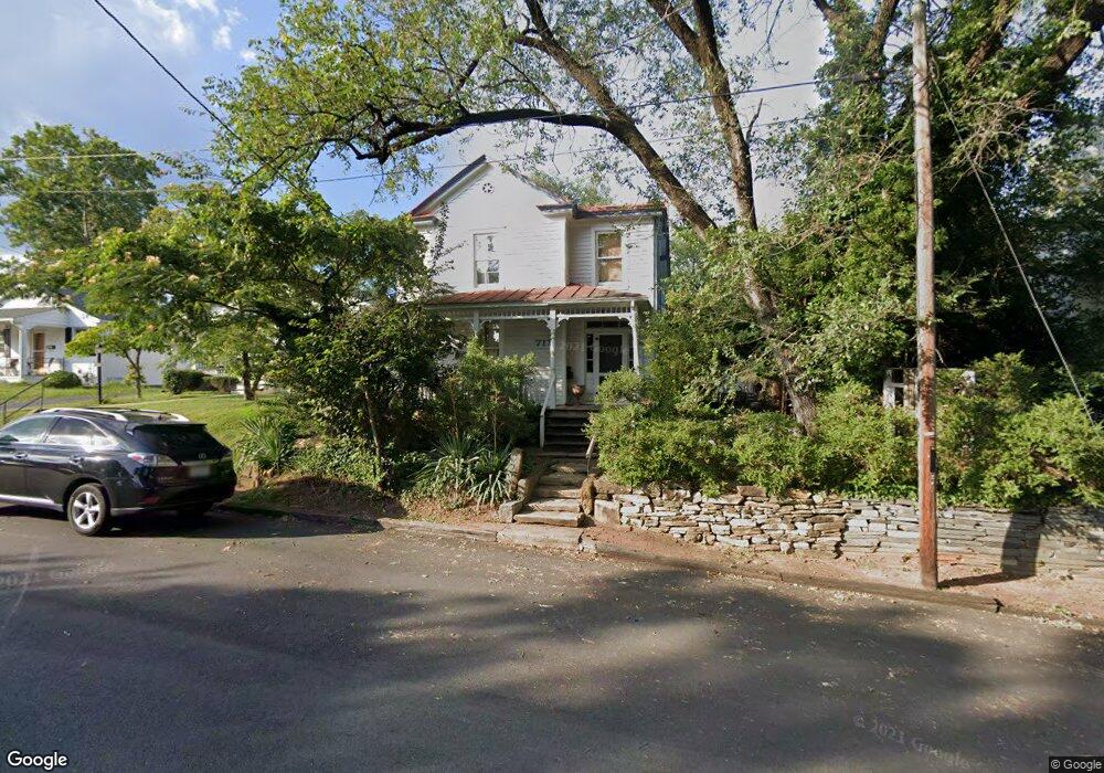 711 Cynthianna Ave, Charlottesville, VA 22903 - photo 1