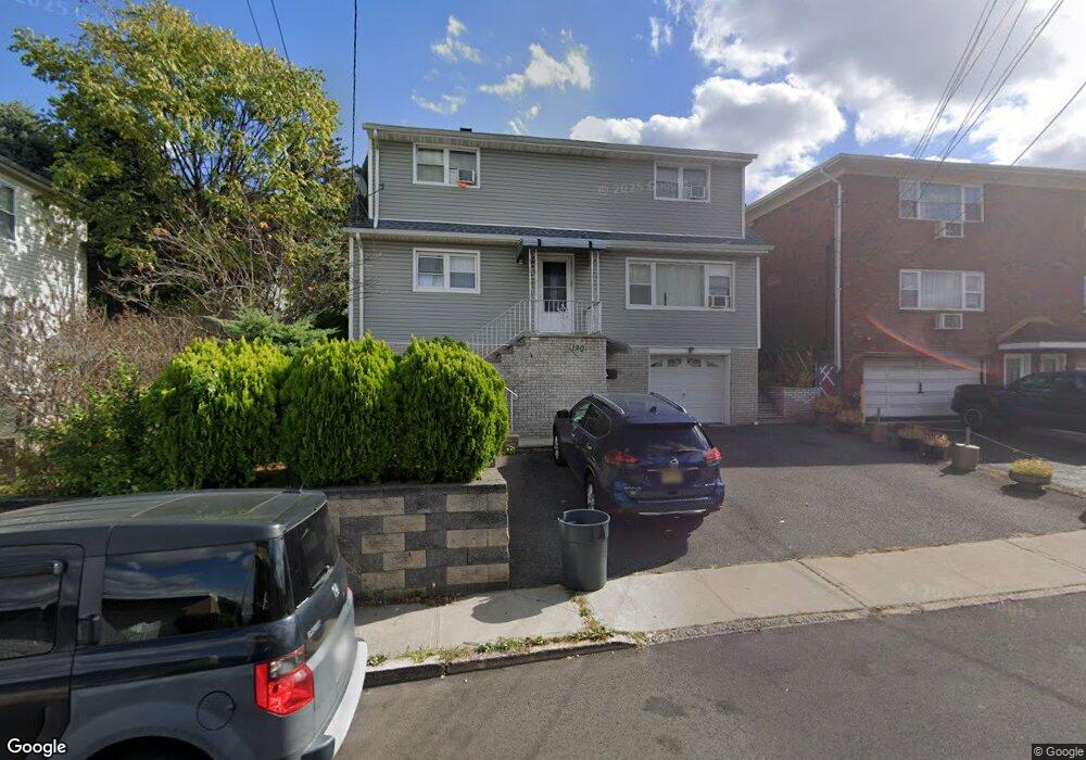 190 Maple St unit 1, Fairview, NJ 07022 - photo 1