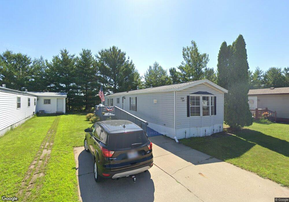64 Manchester Ln, Holmen, WI 54636 - photo 1