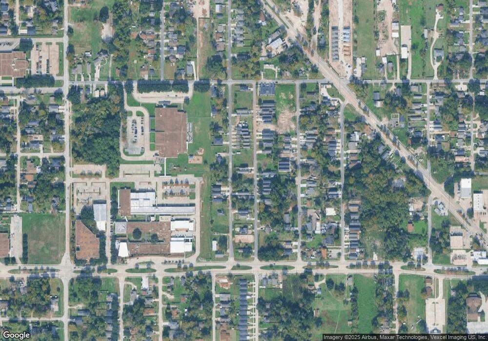 7841 Dyer St, Houston, TX 77088 - photo 1