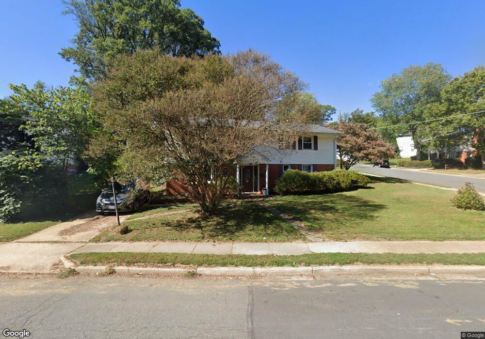 201 James Dr SW, Vienna, VA 22180 - photo 1