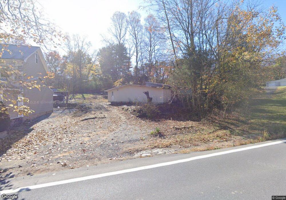 7444 Martinsburg Rd, Berkeley Springs, WV 25411 - photo 1