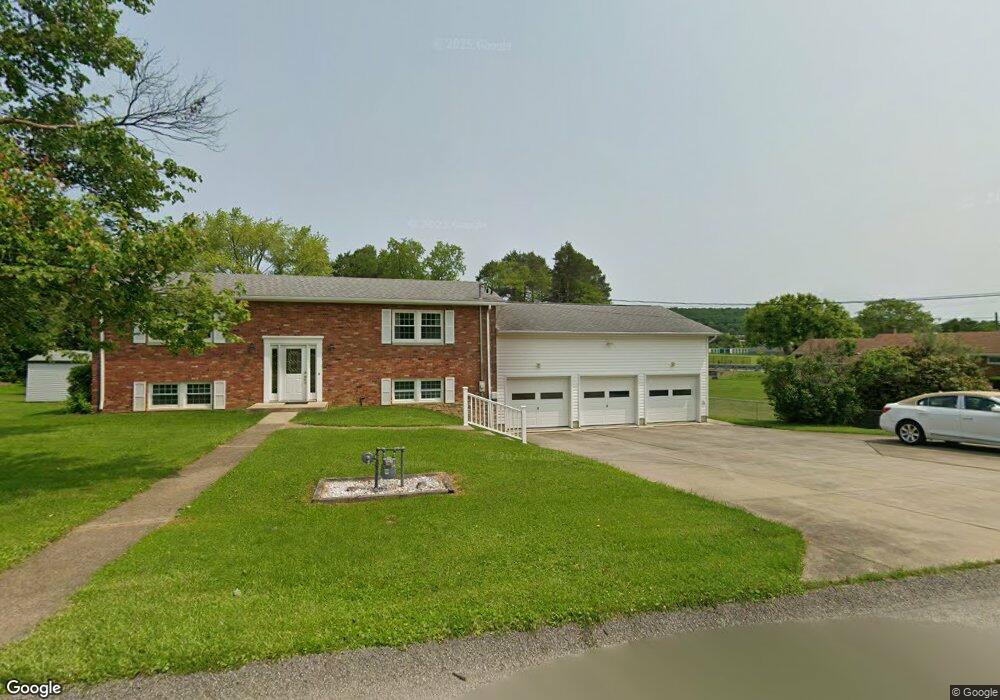 2541 Melloney Ln, Indiana, PA 15701 - photo 1