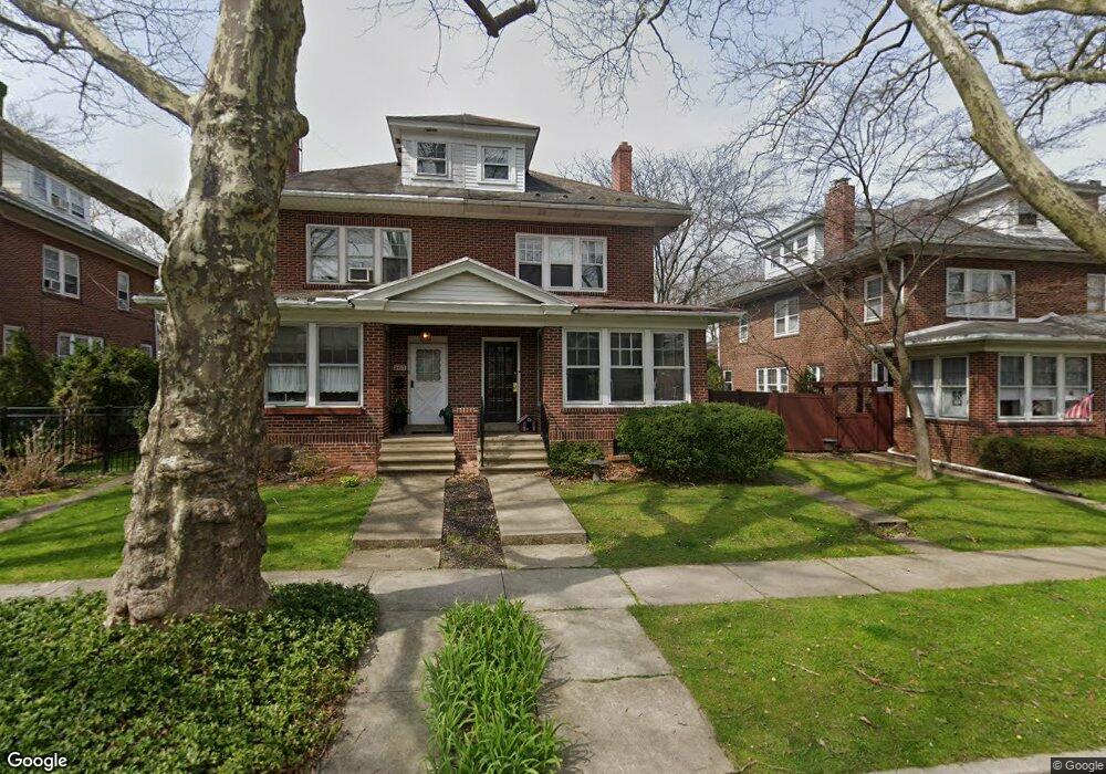 2415 W Allen St unit Garage, Allentown, PA 18104 - photo 1