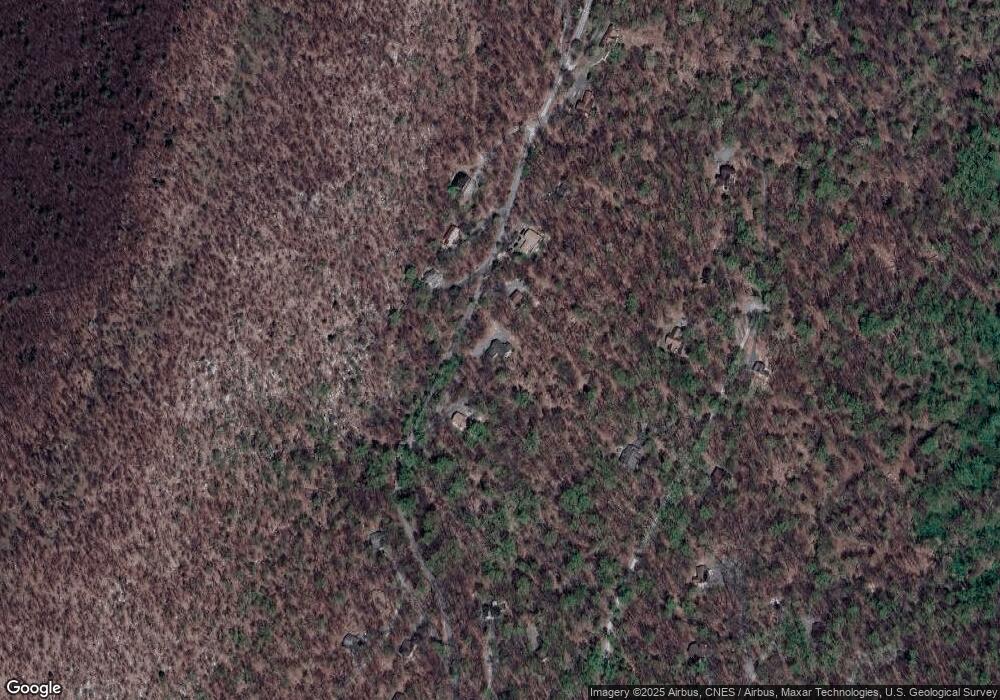 388 Bobcat Dr, Berkeley Springs, WV 25411 - photo 1