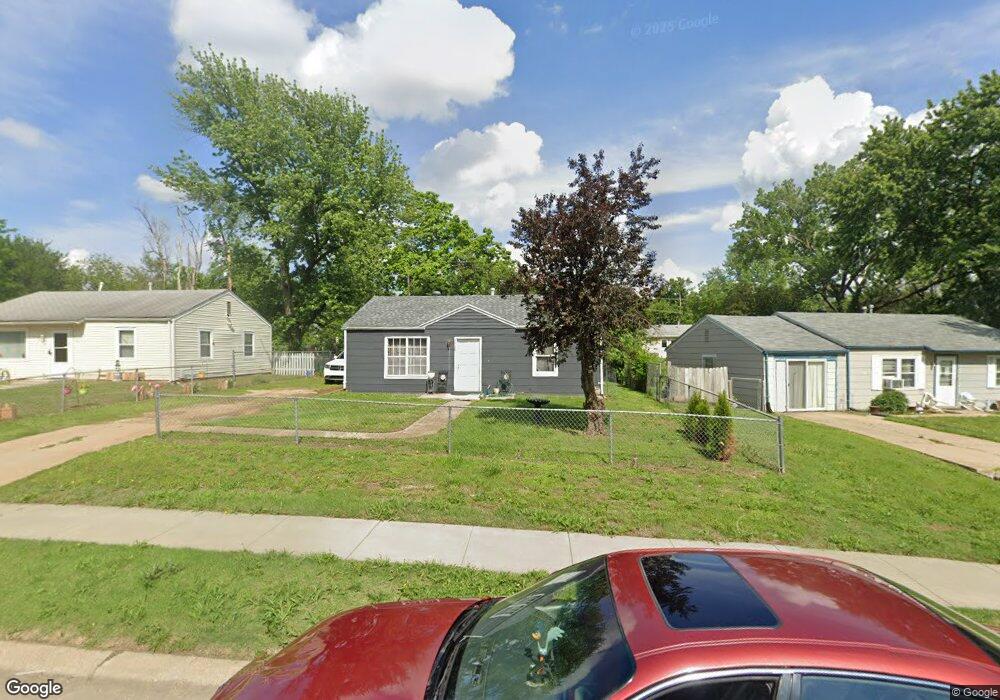 3528 SE Bryant St, Topeka, KS 66605 - photo 1