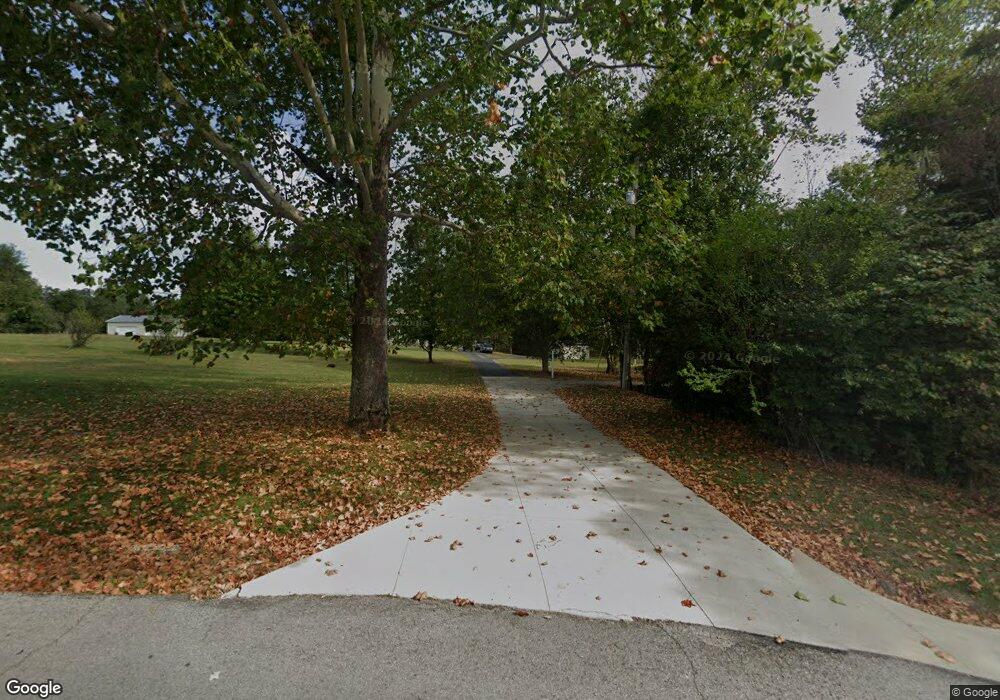 2607 Armstrong Ln, Mount Washington, KY 40047 - photo 1