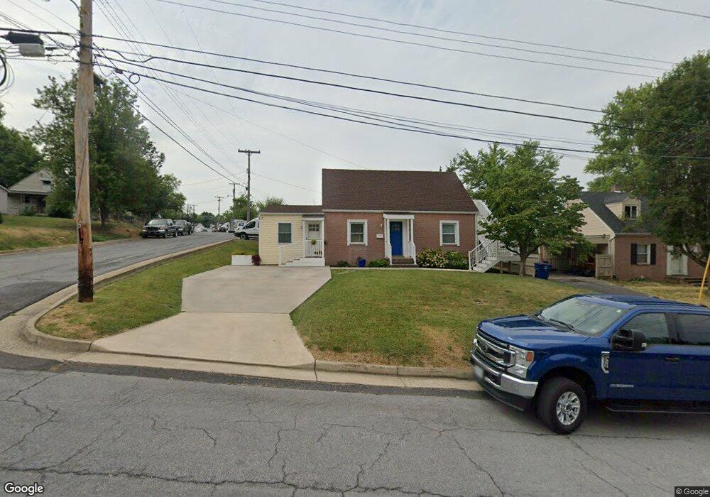 376 W 11th St, Front Royal, VA 22630 - photo 1