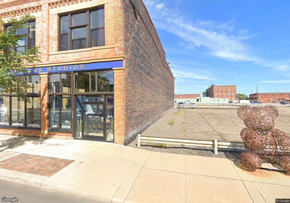 236 Walnut Ave NE, Canton, OH 44702 - photo 1