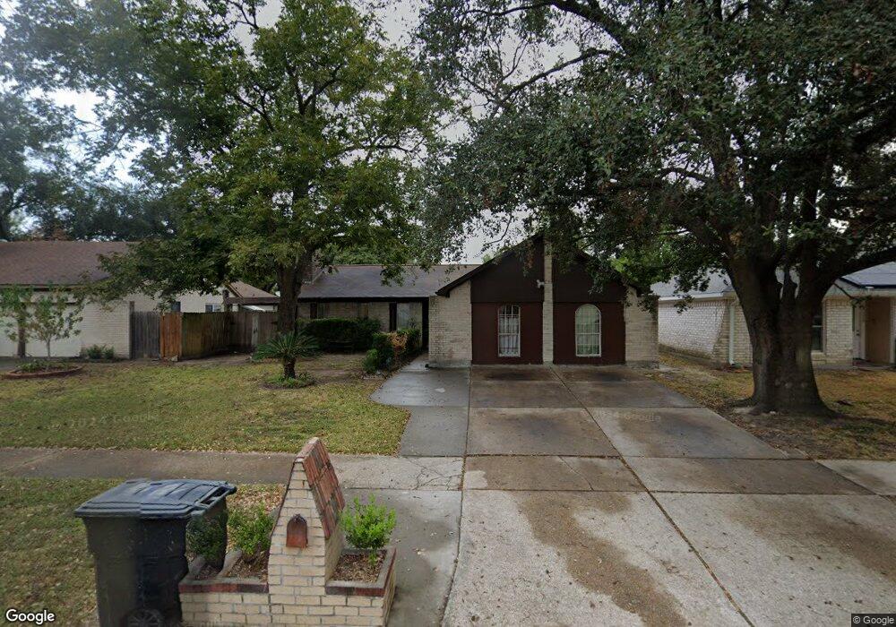 10234 Heather Hill Dr, Houston, TX 77086 - photo 1