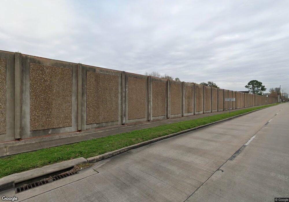 1603 W Sam Houston Pkw, Houston, TX 77042 - photo 1