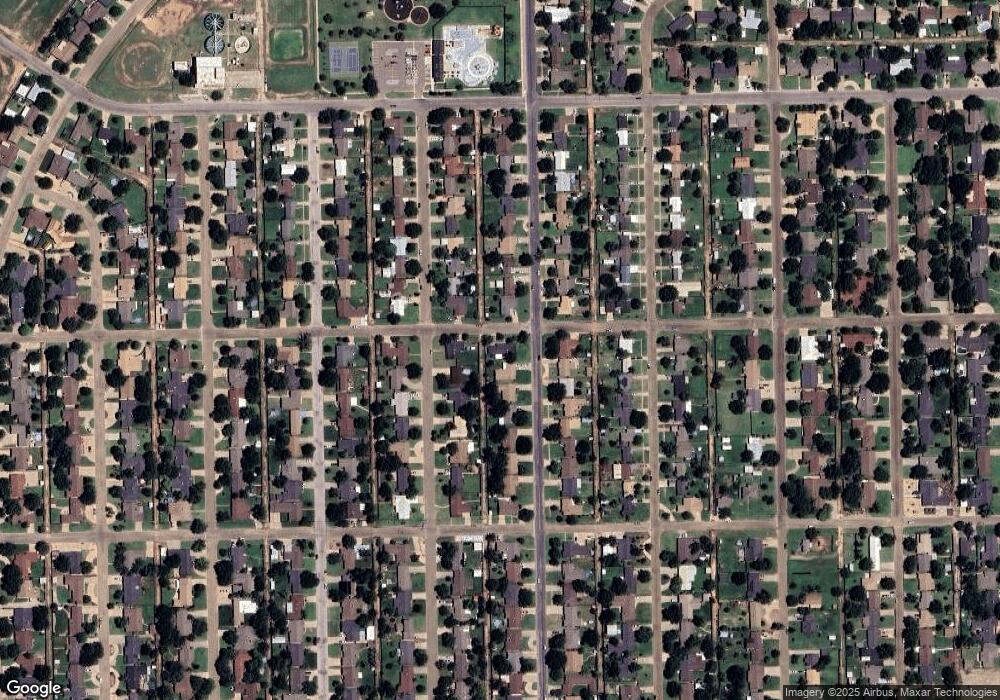 3201 W 14th St, Plainview, TX 79072 - photo 1