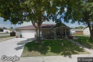 810 Hartman Ave, Waterloo, IA 50701