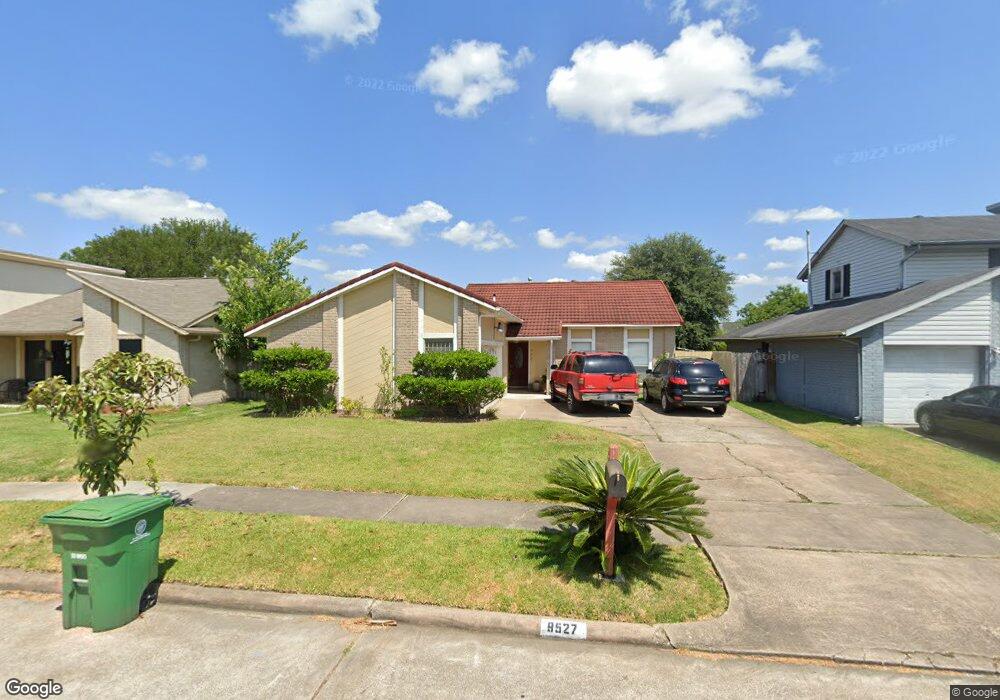 9527 Kingspass St, Houston, TX 77075 - photo 1