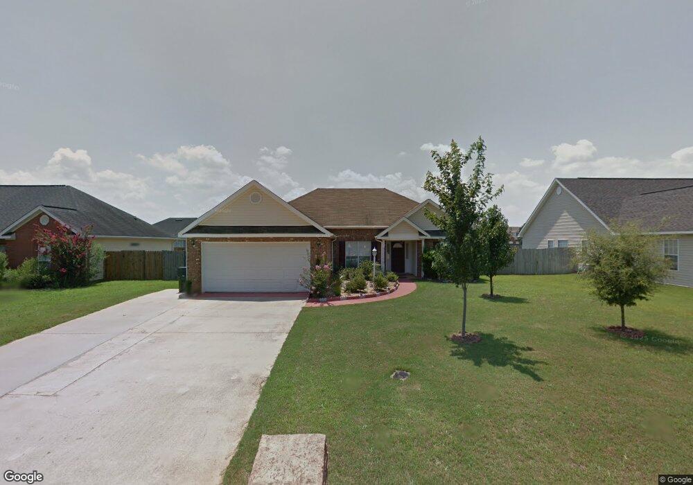 201 Margeson Dr, Warner Robins, GA 31088 - photo 1