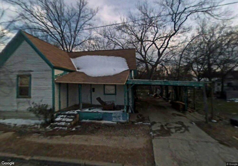 310 Belcher St, Gainesville, TX 76240 - photo 1