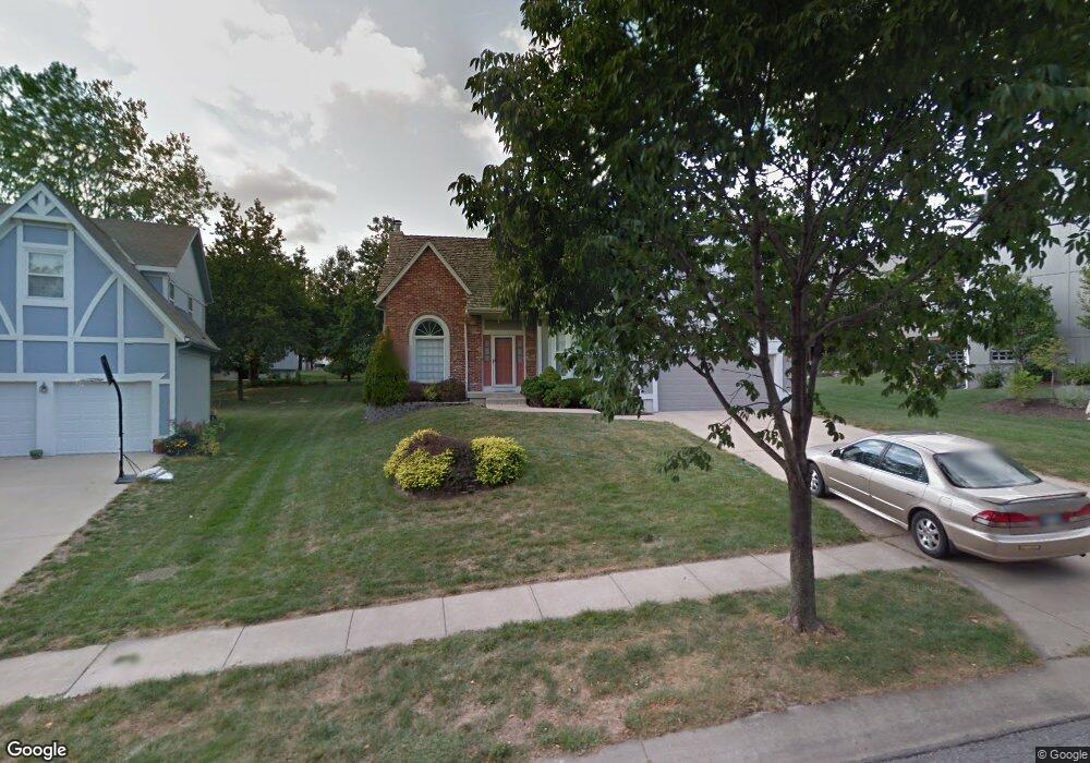 8122 Legler Rd, Lenexa, KS 66219 - photo 1