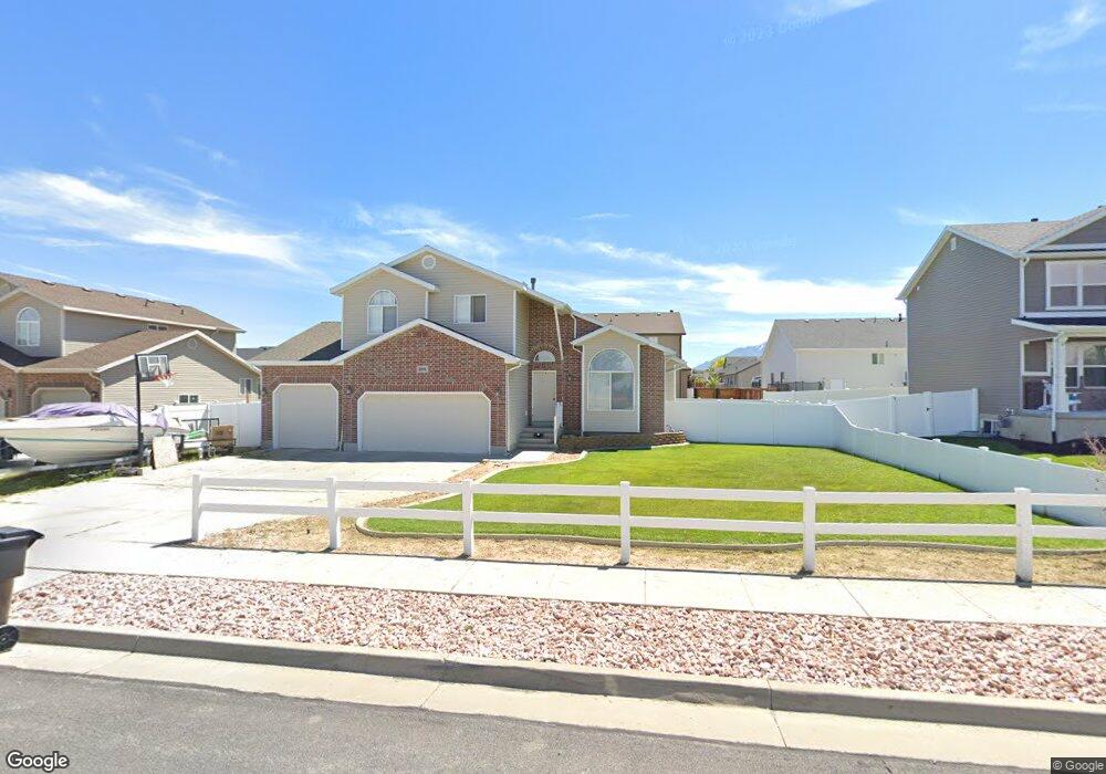 2076 N 1500 W, Clearfield, UT 84015 - photo 1