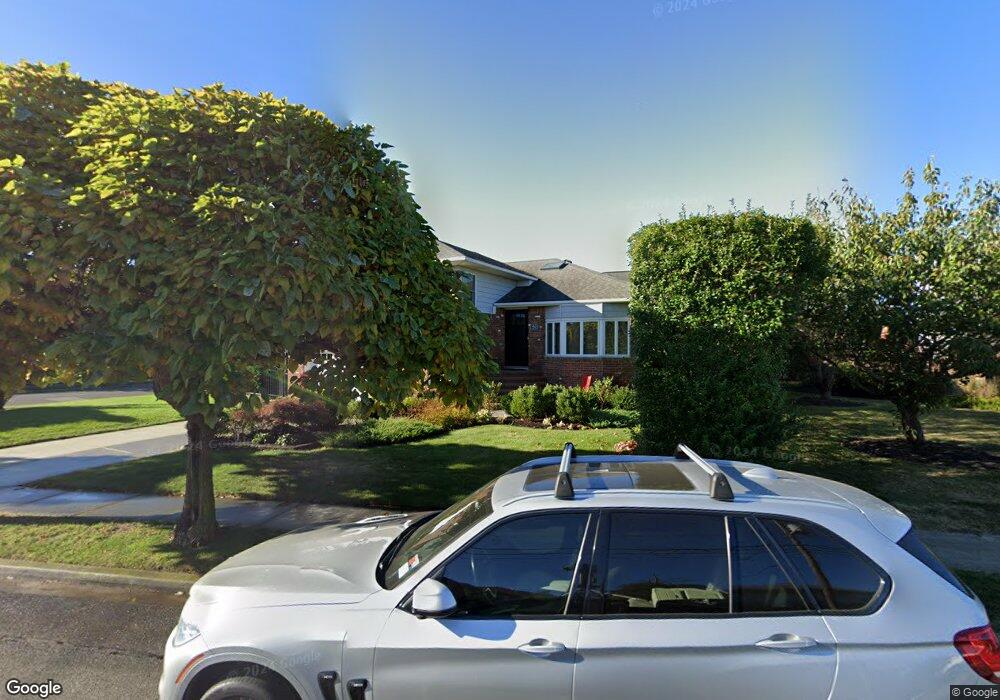 150 Audrey Dr, Lido Beach, NY 11561 - photo 1