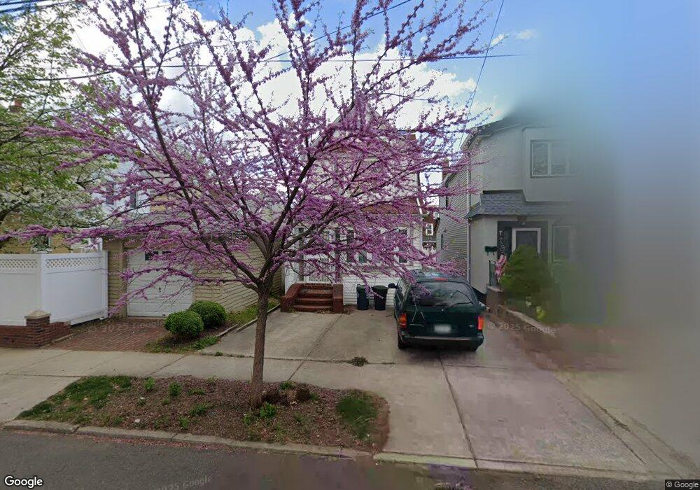 6911 Manse St, Forest Hills, NY 11375 - photo 1