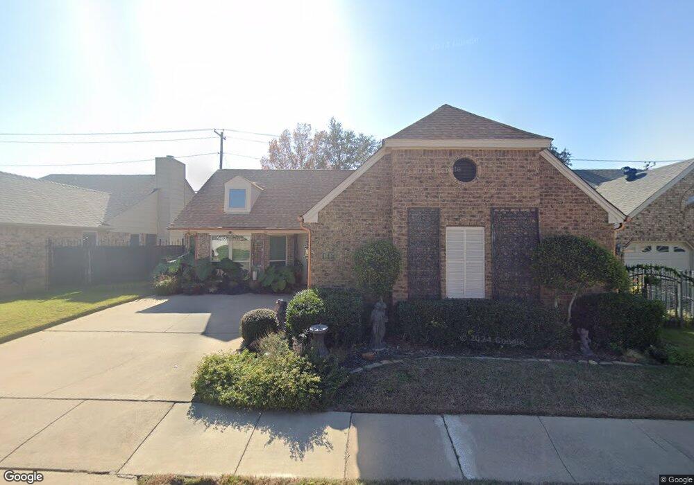 1609 Autumn Chase Square, Bedford, TX 76022 - photo 1