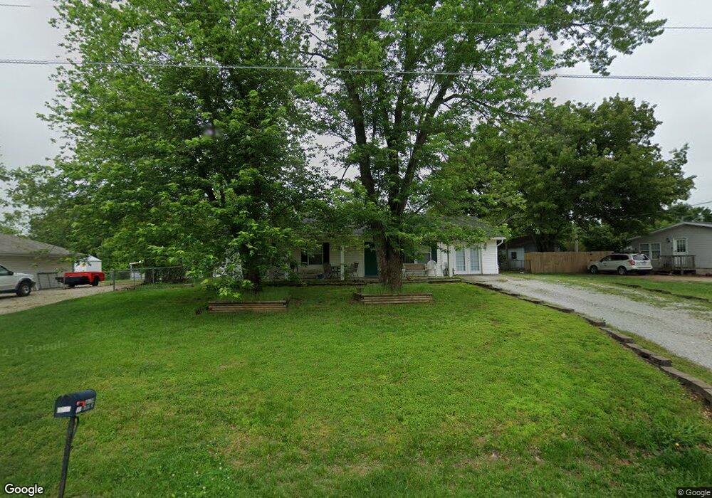 698 Craig St, Reeds Spring, MO 65737 - photo 1