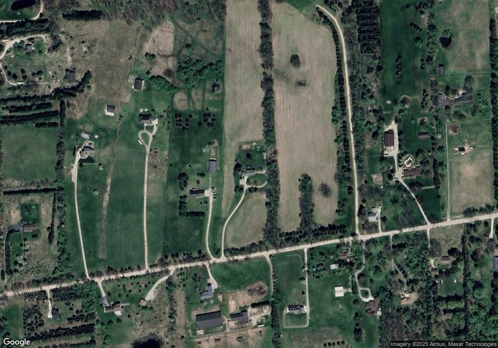 9262 Gross Rd, Dexter, MI 48130 - photo 1