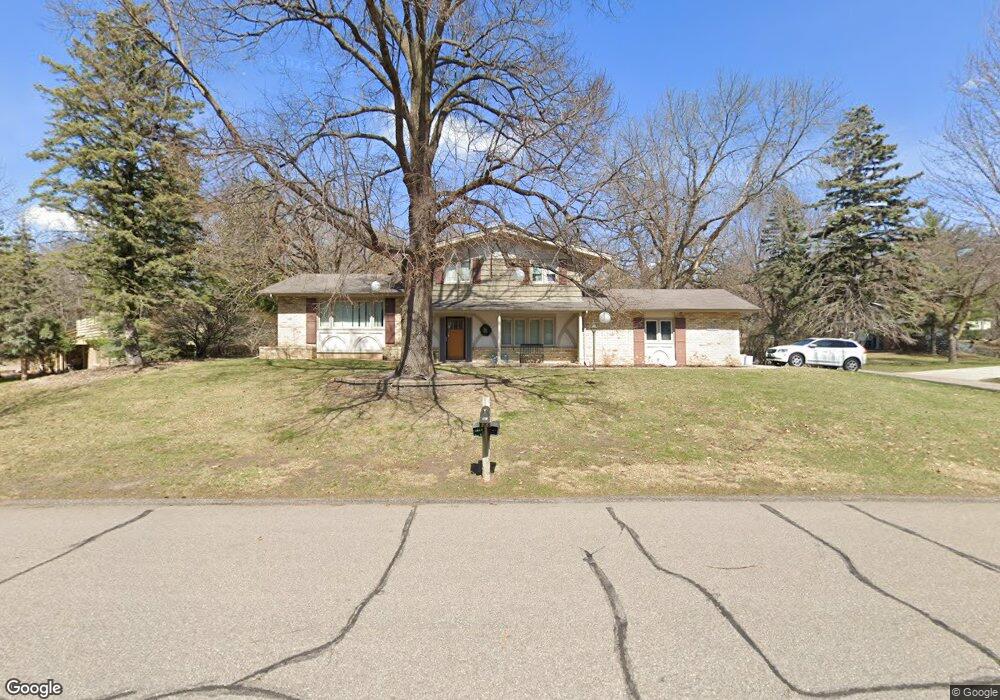 15814 Boulder Creek Dr, Minnetonka, MN 55345 - photo 1