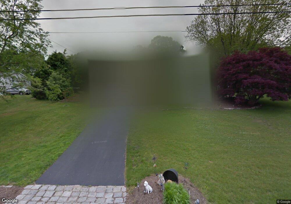 60 Quannacut Rd, Westerly, RI 02891 - photo 1